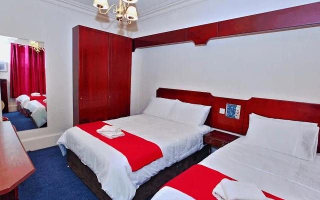 Brentwood Villa Bed and Breakfast