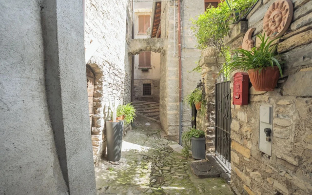 Pretty Studio in Old Town by Rent all Como