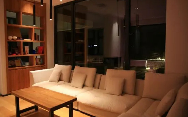 Season Faxian Designer Holiday Homestay