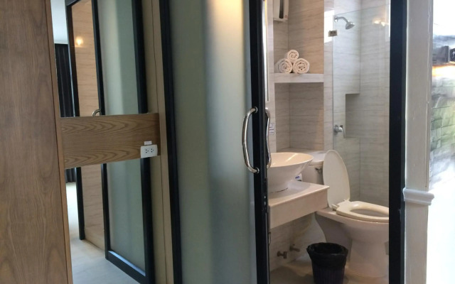 Bourbon St Boutique Hotel