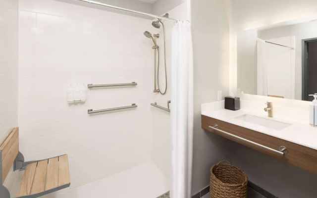 Microtel Inn & Suites By Wyndham Macedon