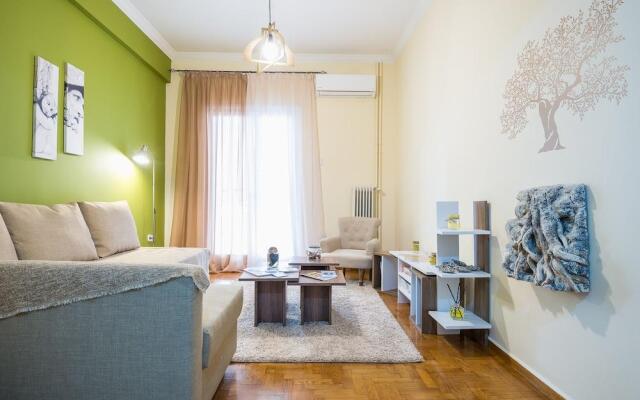 Boutique Acropolis Apartment  by Cloudkeys