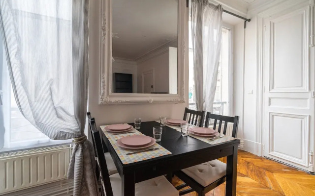 Family Republic for 4 people