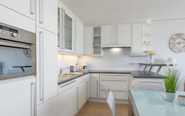 Nice Studio With Terrace