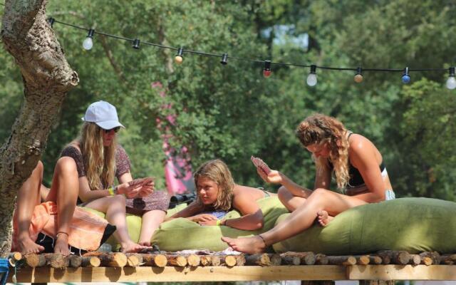 Progress Outdoor Surf Hostel