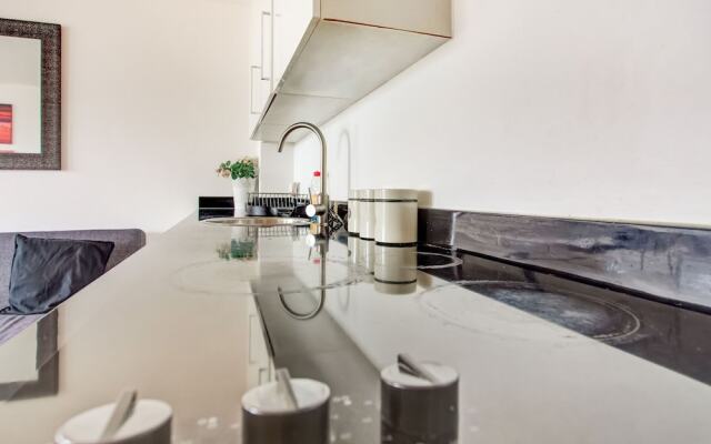 Chic Apartment in Manchester Near Old Trafford