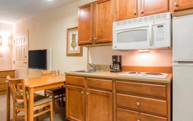 Suburban Extended Stay Hotel North - Ashley Phosphate