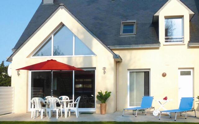 Semi-detached House, Penestin