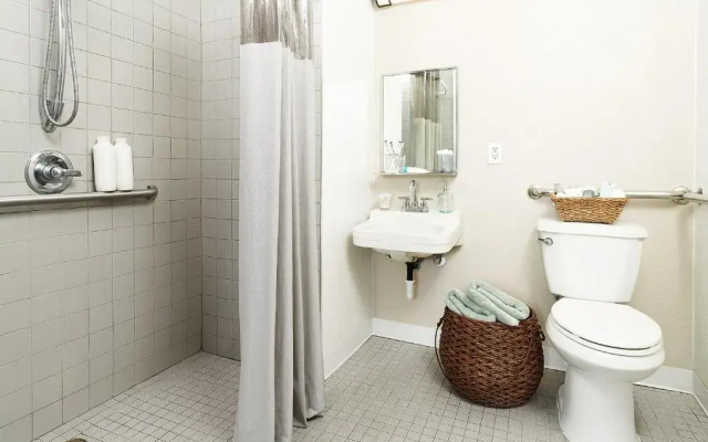 InTown Suites Extended Stay Savannah GA
