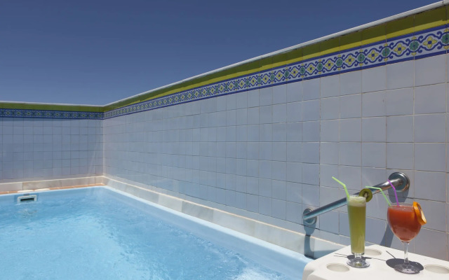 Playavera Hotel - Naturist Friendly