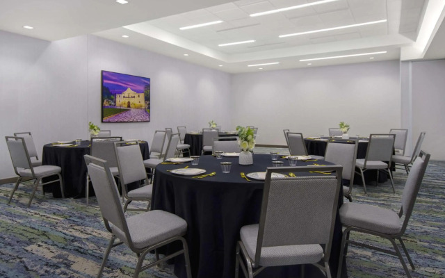 Hampton Inn & Suites San Antonio Riverwalk