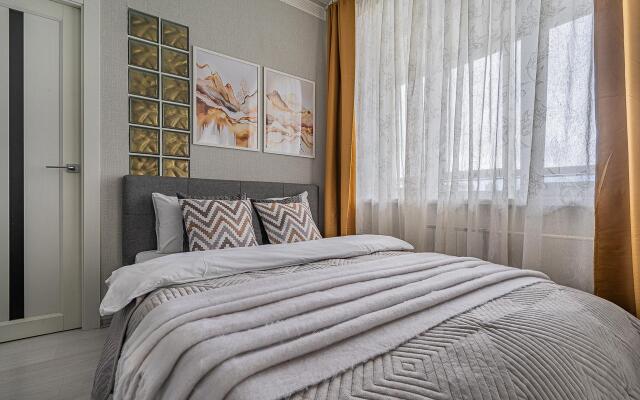 Лайт Апартаменты на улице Крестинского 35