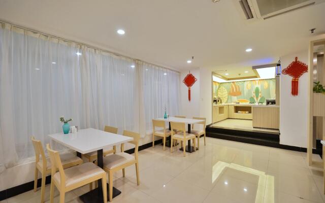 Elan Inn Chongqing Nanping Metero Station