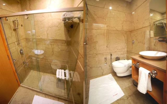 Hotel Landmark Near Golden Temple