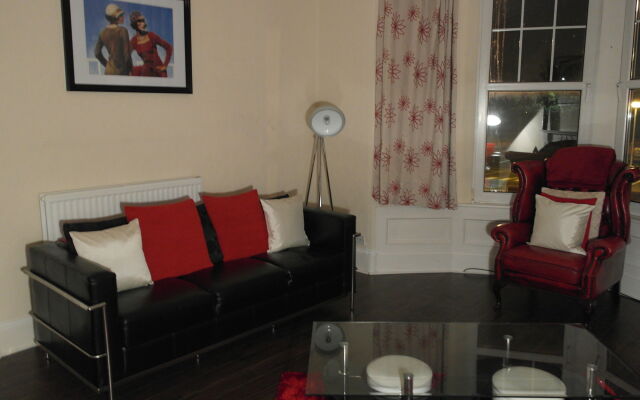 Robert The Bruce Apartment