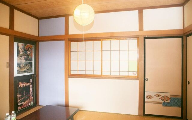 Minpaku Ambo