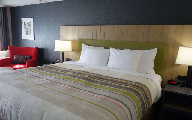 Country Inn & Suites by Radisson, Pigeon Forge South, TN