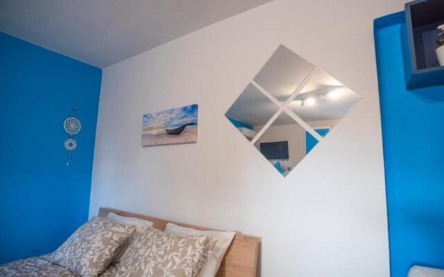 The cool underground studio apartment kos