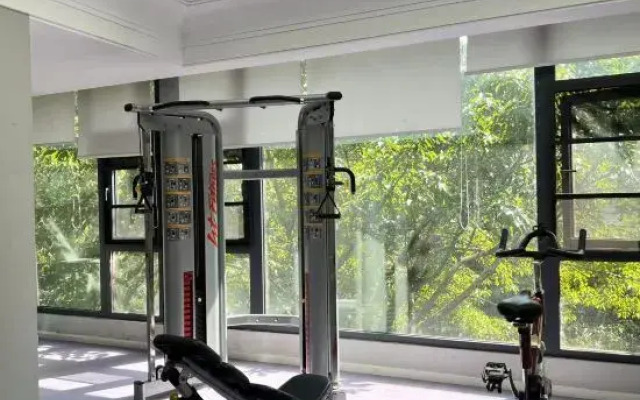 Starway Hotel (Emeishan Gymnasium)