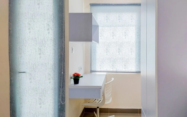 Good Deal And Homey Studio Apartment At B Residence