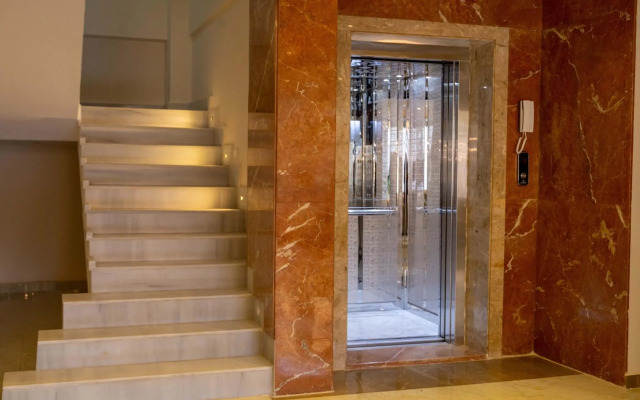 Nine Pyramids View Hotel