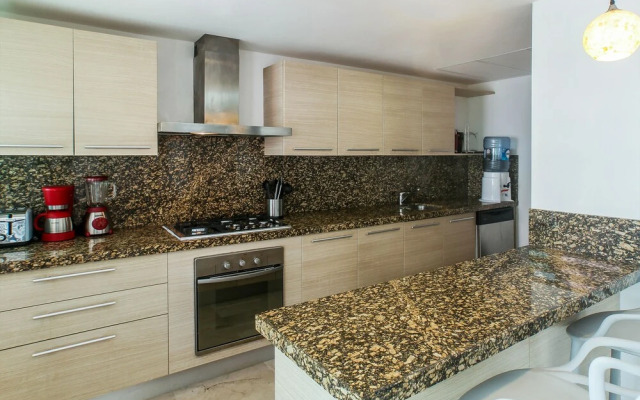 Luxury Condo Boutique