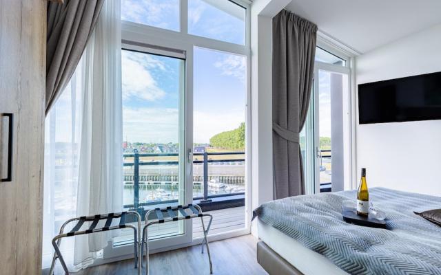 Penthouse With Beach View