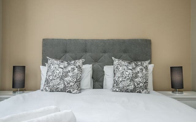 801 The Tyrwhitt Rosebank - Adults Only