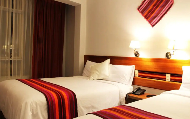 Cantuta Inn