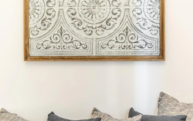 Naxian Serenity Suites