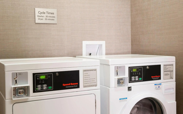 Courtyard by Marriott Chicago Glenview/Northbrook