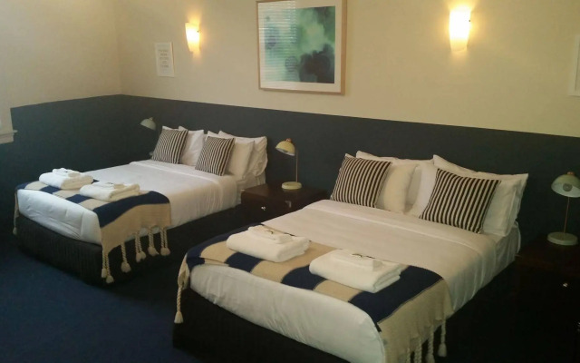 Bridgeview Hotel Willoughby