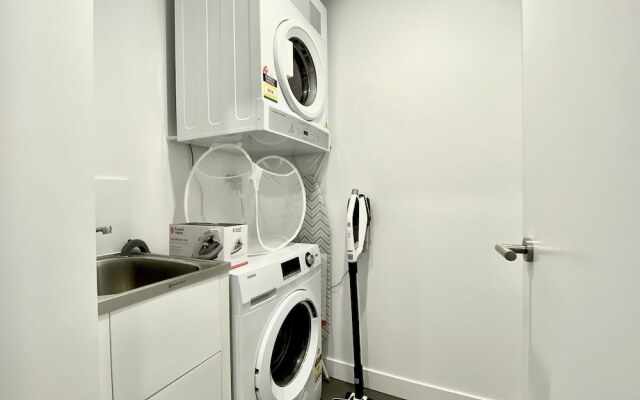 Airtrip Apartment on Manning St