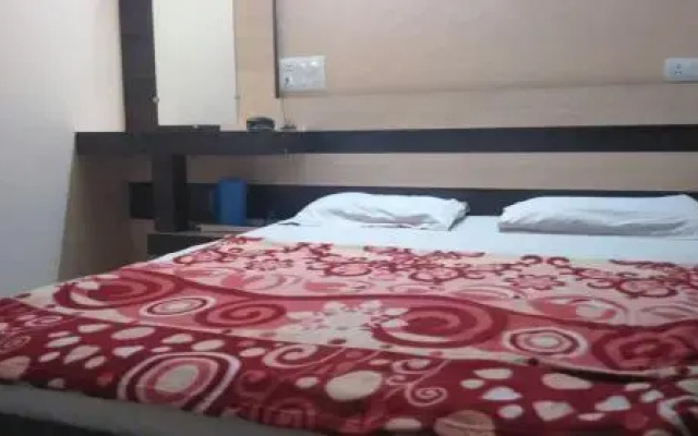 Hotel Madhav