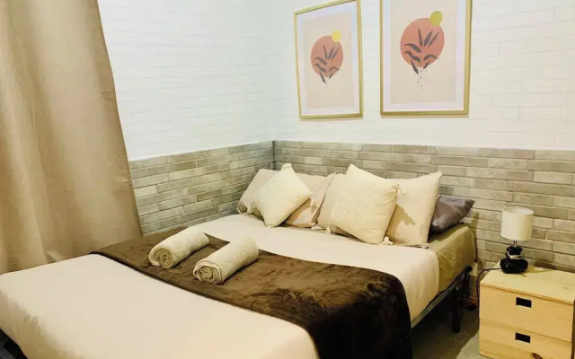 Basic Interior Apartment Sagrada Familia