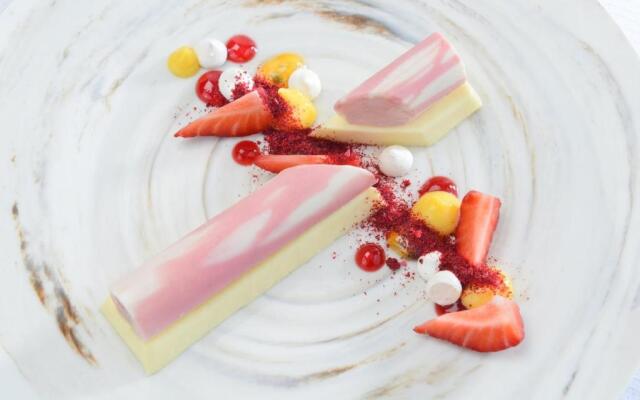 Crowne Plaza Muscat by IHG