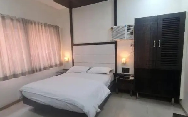 Hotel Sharda