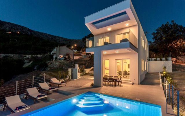 Villa Horizon save 15 percent on Split-villas com