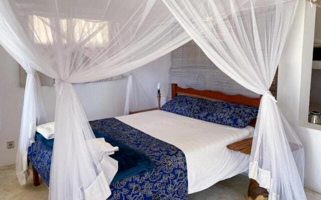 Baobab Beach Resort and Backpackers