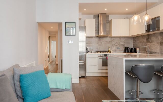 Modern High Spec Flat For 4 In West Hampstead