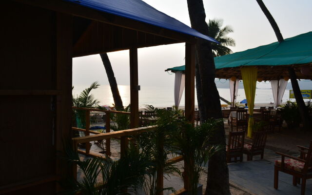 Roundcube Beach Bungalows