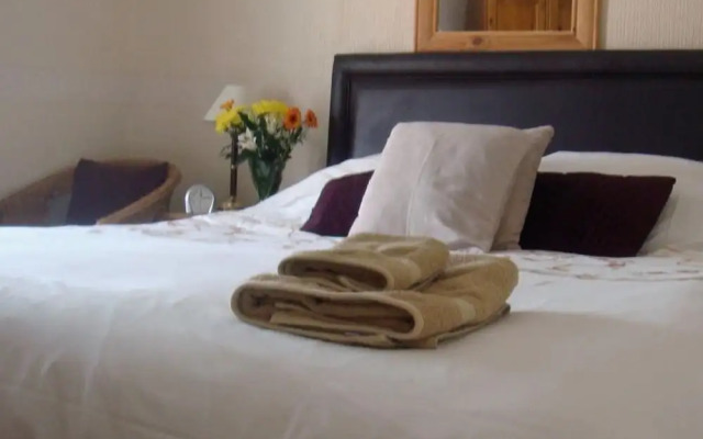 Harlequin Guest House