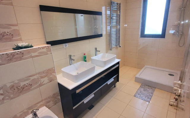 Anastasia 2 Apart Hotel Quite Apartment