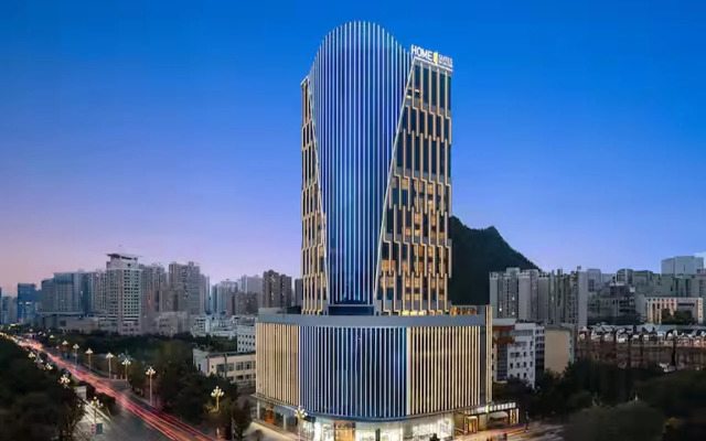 Home2 Suites by Hilton Xingyi Jushan Plaza