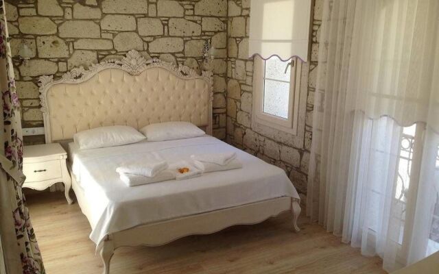 Alacati Lucky Angel Hotel