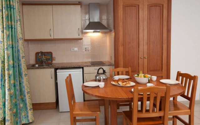 Apartamentos Royal
