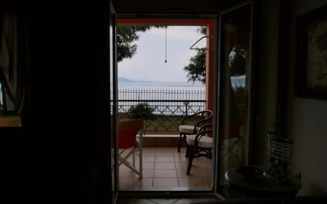 Sunset Menidi Apartment