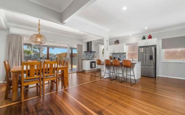 BANYANDAH 557 Ocean Drive NH