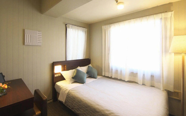 Yokohama Heiwa Plaza Hotel