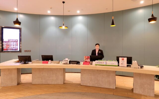 Ibis Dujiangyan Hotel